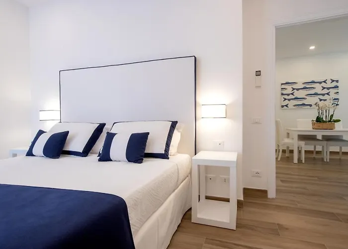 Solymar Apartments