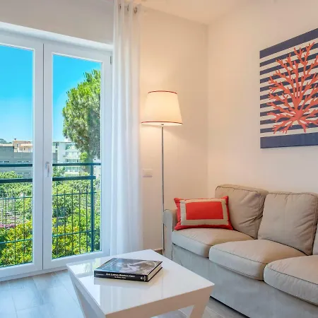 Solymar Apartments Sorrento Exterior photo